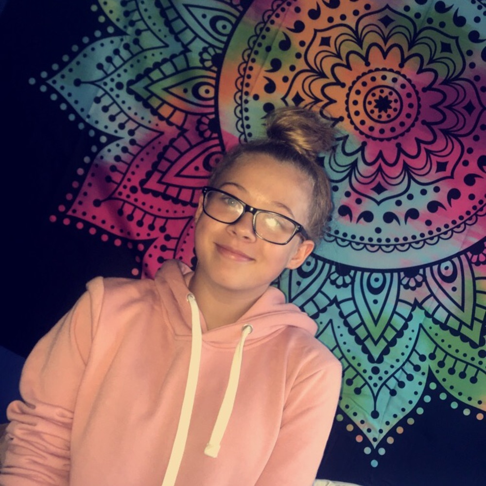 Meet your Posher, Elysia